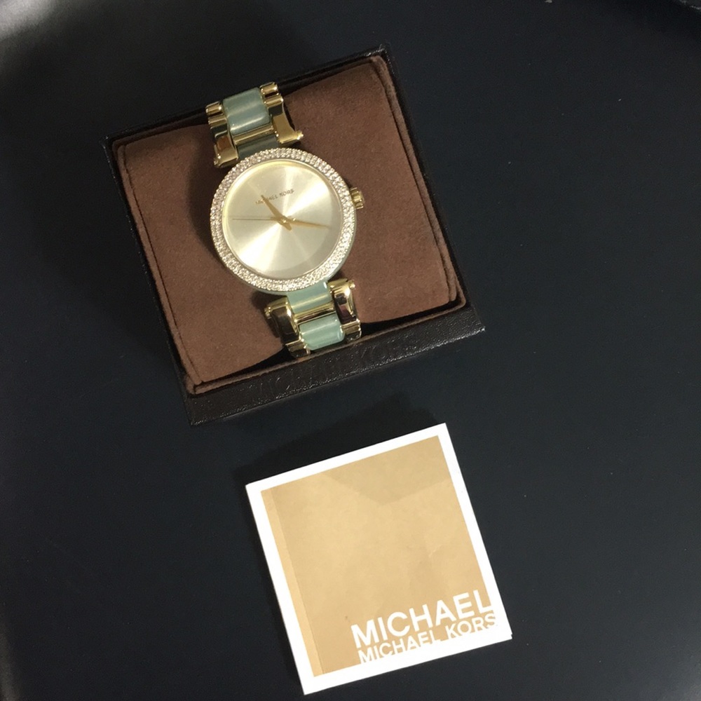 Woman’s Michael Kors new watch